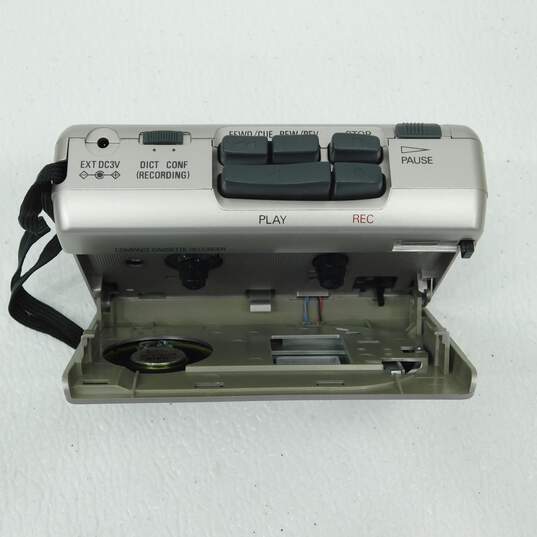 Dictaphone 2225 Compact Cassette Recorder image number 2