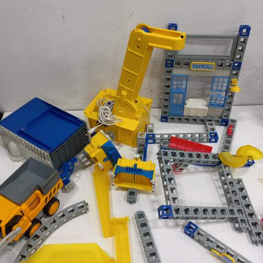 Rokenbok System RC Forklift Construction Play Set image number 2