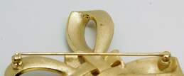 VNTG Crown Trifari Brushed Gold Tone Cross Brooch 23.0g alternative image
