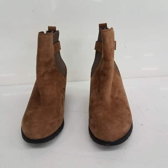 UGG Indra Boots Size 6.5 image number 3