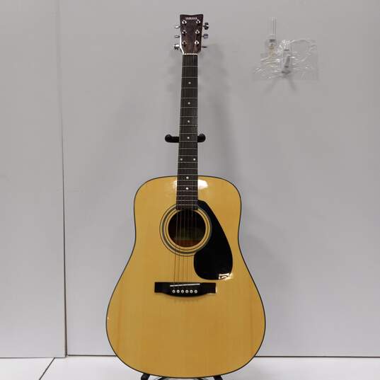 Yamaha FD01 Acoustic Guitar w/Gig Bag image number 2