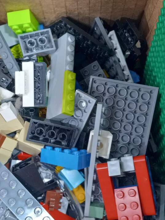 7.5lb Bundle of Assorted Lego Building Bricks image number 4