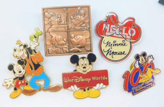 Collectible Disney Mickey & Minnie Mouse Tinkerbell Variety Character Enamel Trading Pins 87.3g image number 2