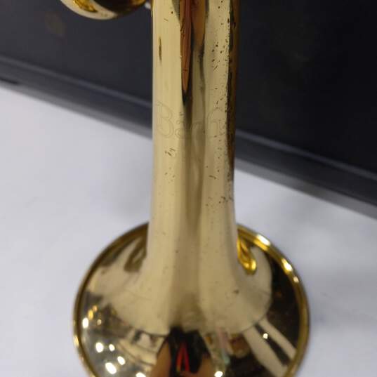 Vintage 1530 Trumpet with SKB  case image number 5