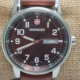 Wenger Swiss Army 39mm Case Brown Leather Strap Men's Quartz Watch