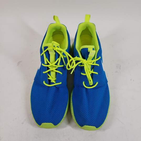 koolhydraat Shetland elleboog Buy the Mens Roshe Run Blue Glow Green Low Top Lace Up Sneaker Shoes Size 9  | GoodwillFinds