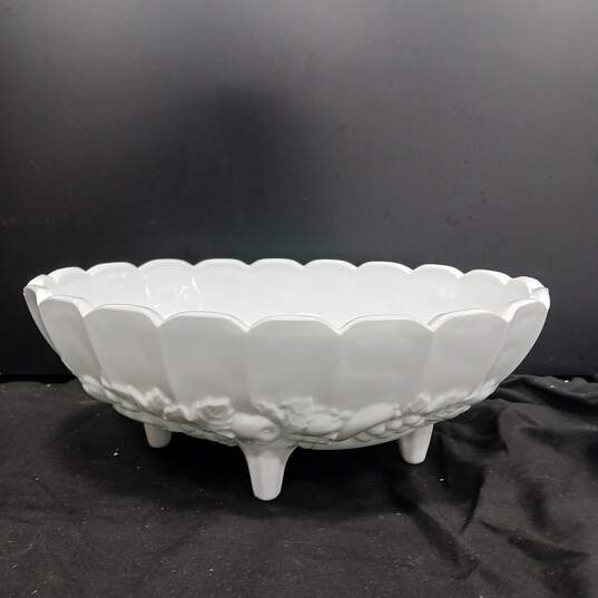 Bundle of 9 Assorted Milk Glass Dishes image number 4