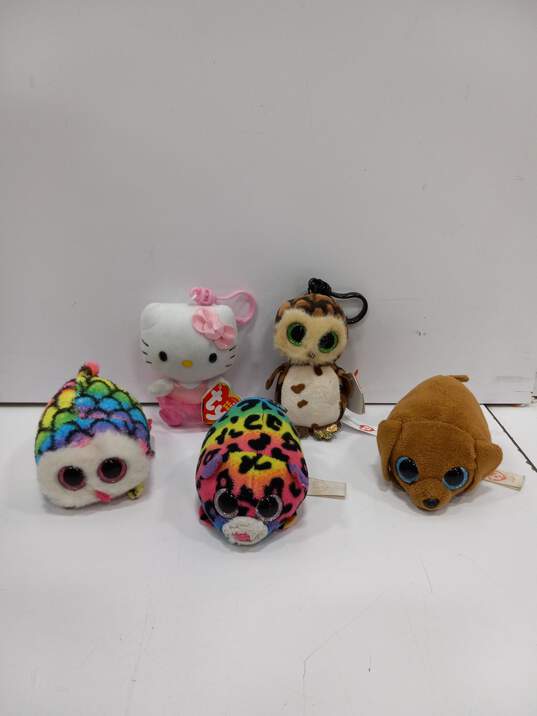 Bundle Of 22 Assorted Stuffed Animal Toys image number 2