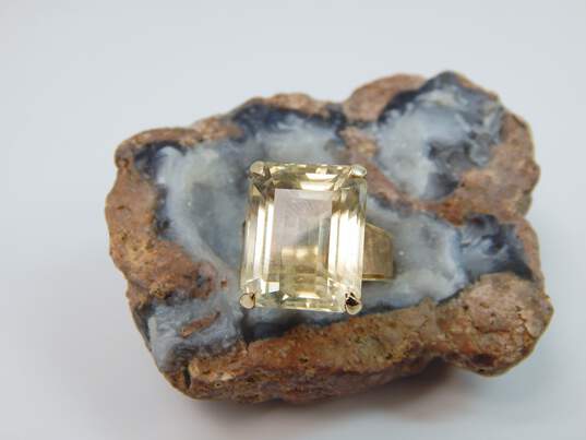 18K Yellow Florentine & Polished Gold Emerald Cut Citrine Cocktail Ring 7.5g image number 1