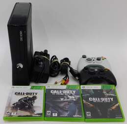 Microsoft Xbox 360 S w/ 3 Call of Duty Games