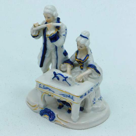 Vintage Capodimonte Victorian Couple Playing Music Porcelain Figurine image number 1