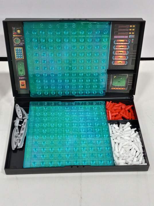 Vintage 1990 Milton Bradley Battleship Board Game No 4730 image number 2