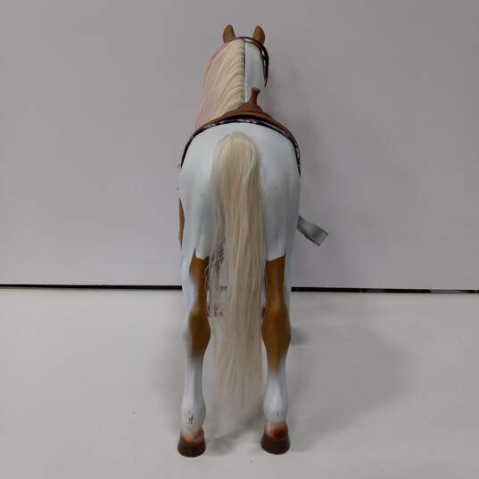Our Generation Paint Horse w/ Saddle for 18in Dolls image number 3