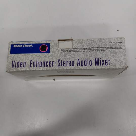 Radio Shack Video Enhancer/Stereo Audio Mixer image number 8