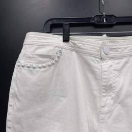 Hammoq- Michael Kors White Capri Jeans Size 16W alternative image