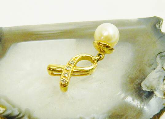 14K Yellow Gold Pearl & Diamond Accent Ribbon Charm 1.8g image number 3