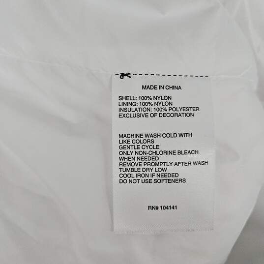 DSG White Sleeveless Puffer Jacket image number 3