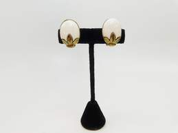 Vintage Crown Trifari White & Gold Tone Clip-On Earrings 11.8g
