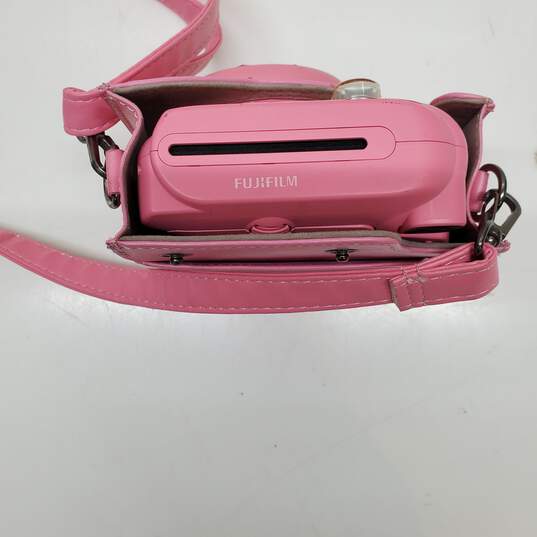 Fujifilm Instax Mini 9 Flamingo Pink Instant Camera with Case image number 3