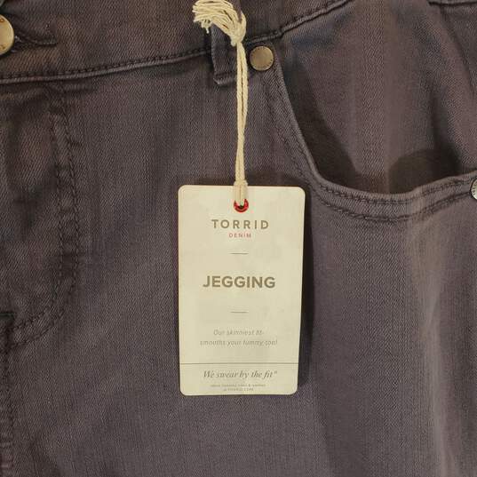 Torrid Women Purple Denim Jeans 16R NWT image number 3