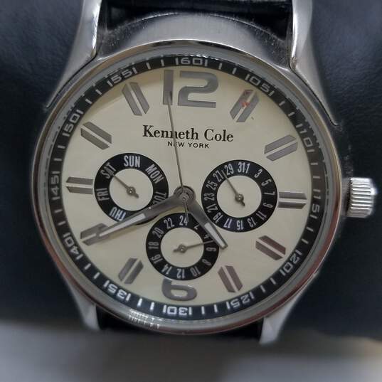 Kenneth Cole40mm Case Retro Dial Chronograph Men's Quartz Watch image number 2