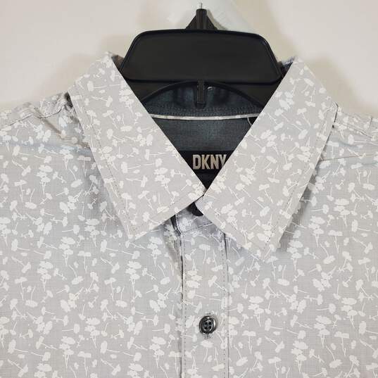 DKNY Men's Gray Button Up SZ S NWT image number 2