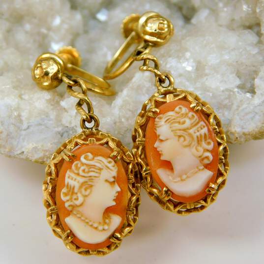Vintage 14K Yellow Gold Carved Shell Cameo Dangle Screw Back Earrings 4.8g image number 1