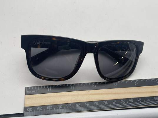 Mens Brown UV400 Tortoise Amber Protected Polarized Rectangle Sunglasses image number 2