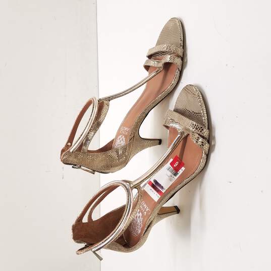 Vince Camuto Mitzy Silver Slingback Heels Women's Size 6M image number 3