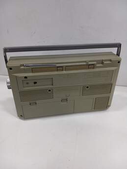 General Electric Model No. 3-5257A Radio/Cassette Recorder Radio alternative image