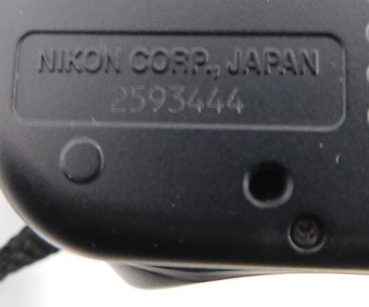 Nikon N65 SLR 35mm Film Camera W/ Nikkor 28-80mm Lens & Accessories image number 5