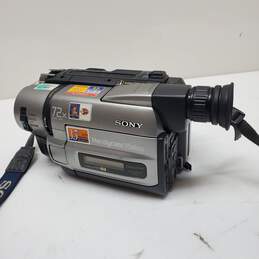 Vintage Sony Handycam Vision 72x Video Hi8 Camcorder CCD-TRV85 Untested