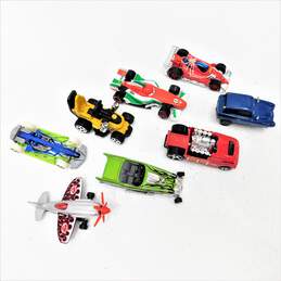 Assorted Die Cast Toy Cars 2000s & Newer Matchbox Hot Wheels & more alternative image