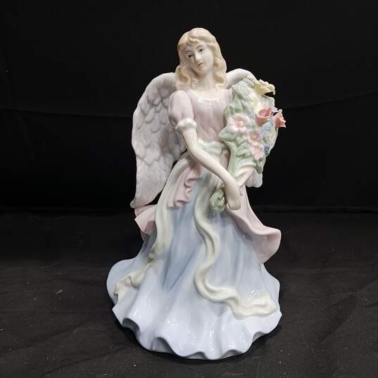 Porcelain Angel Figurine image number 1