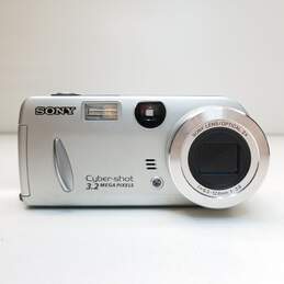 Sony Cyber-shot DSC-P52 3.2MP Digital Camera alternative image