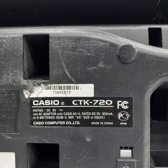 Casio CTK-720 61-Key Electronic Keyboard image number 7