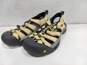 Men's Yellow Sandal Shoes Size 9 image number 1