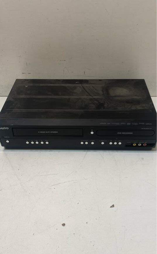 Sanyo FWZV475F HDMI DVD VCR Recorder Combo image number 1
