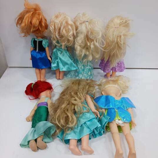 Bundle of 7 Assorted Disney Dolls image number 2