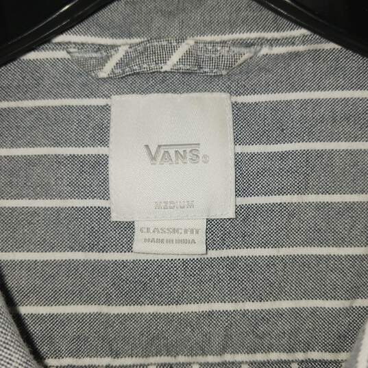 Vans Gray Short Sleeve Button Up Shirt Men's Size M image number 3