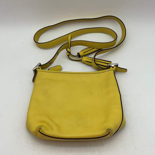 Womens Yellow Tasseled Leather Adjustable Strap Zipper Small Crossbody Bag image number 2
