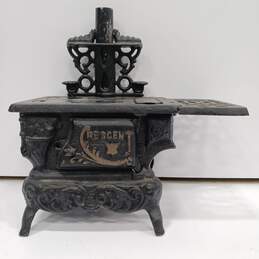 Vintage Doll House Black Cast Iron Stove with Accessories alternative image