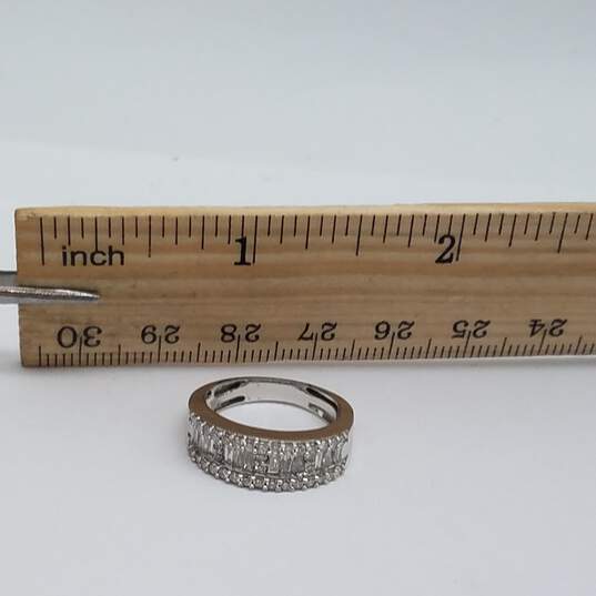 14k White Gold Three Row Diamond Baguette Sz 5 Ring 4.1g image number 8