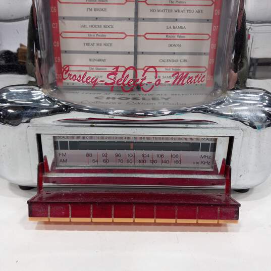 Vintage Crosley Jukebox Cassette Radio Collectors Edition Select-O-Matic 100 Model CR-9 image number 4