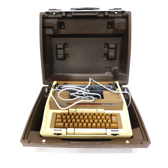 Smith Corona Coronamatic 2500 Portable Electric Typewriter W/ Case image number 16