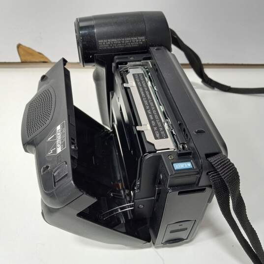 Vintage Sharp Viewcam Camcorder with Travel Bag image number 4