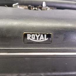 Vintage Royal Typewriter alternative image