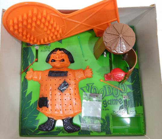 Voodoo Doll Game 1967 Schaper Witch Doctor Rare Hard Plastic Board Game 415 image number 4