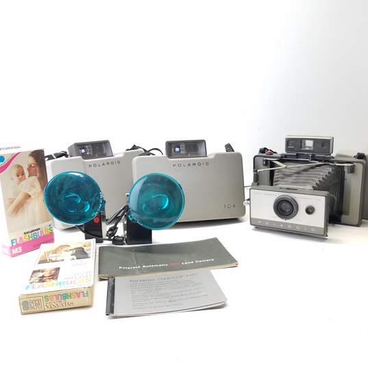 Lot of 3 Assorted Vintage Polaroid Land Cameras image number 1