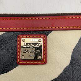 Dooney & Bourke Womens Black White Zebra Print Inner Pocket Wristlet Wallet